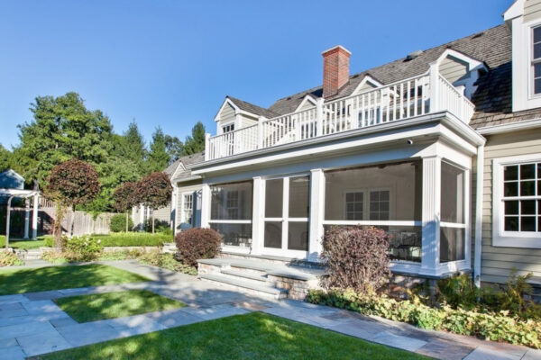 screened in porch